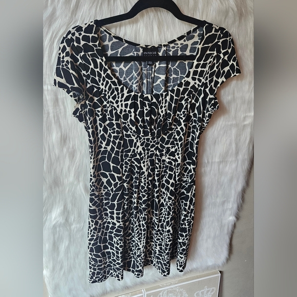 EnFocus Studio Elegant Animal Print Dress - Picture 2 of 8